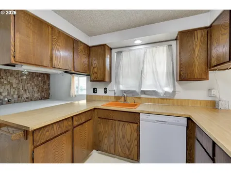 13735 SE Rhone Street Portland OR 97236