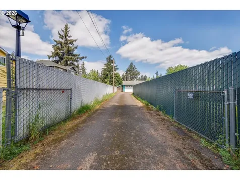 13735 SE Rhone Street Portland OR 97236