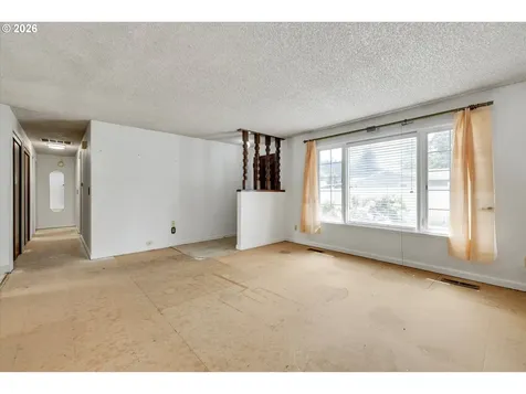 13735 SE Rhone Street Portland OR 97236