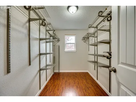 925 N 1st Avenue Ridgefield WA 98642