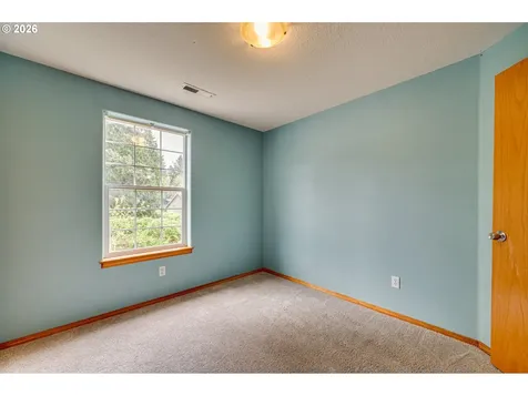 925 N 1st Avenue Ridgefield WA 98642