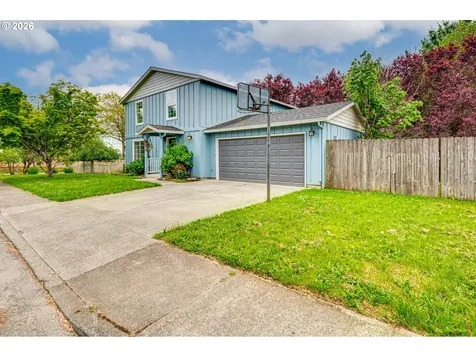 925 N 1st Avenue Ridgefield WA 98642