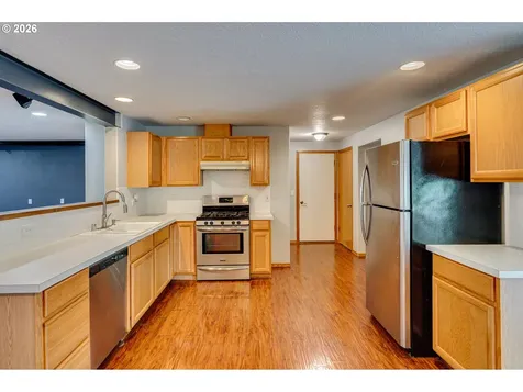 925 N 1st Avenue Ridgefield WA 98642