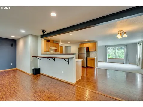 925 N 1st Avenue Ridgefield WA 98642