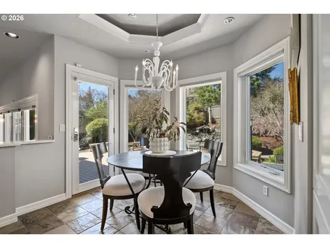 21473 Rosepark Court West Linn OR 97068