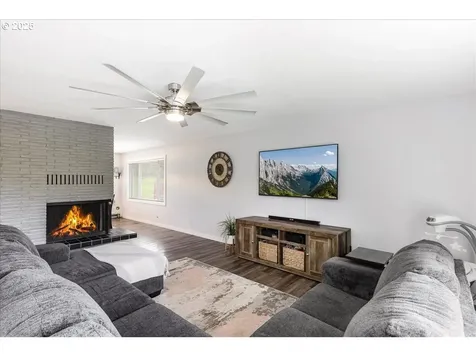 144 Alpha Drive Longview WA 98632
