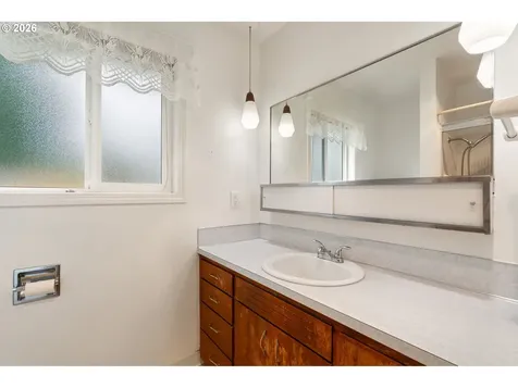 4511 NE 122nd Avenue Vancouver WA 98682