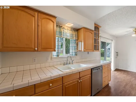 4511 NE 122nd Avenue Vancouver WA 98682