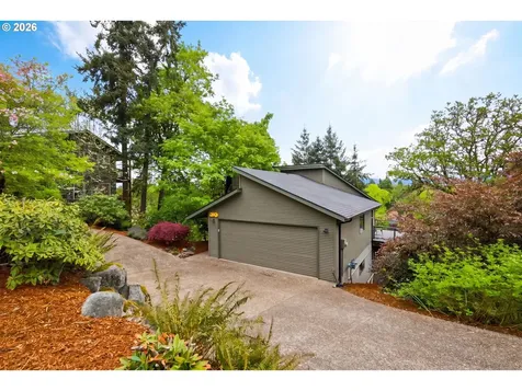 2063 Stonecrest Drive Eugene OR 97401
