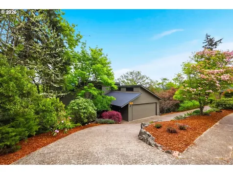 2063 Stonecrest Drive Eugene OR 97401