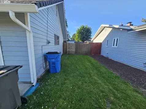 1218 NW 93rd Street Vancouver WA 98665