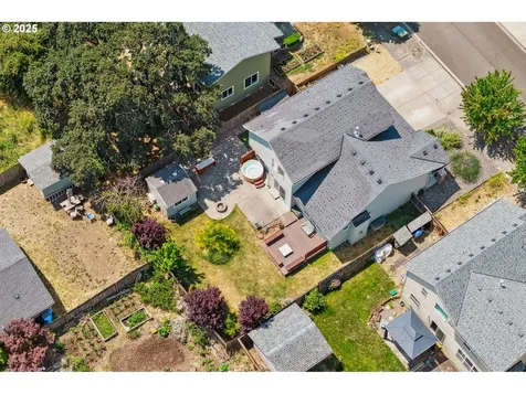 947 28th Street Hood River OR 97031