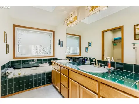 8225 SW Gearhart Drive Beaverton OR 97007
