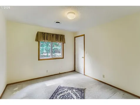 8225 SW Gearhart Drive Beaverton OR 97007