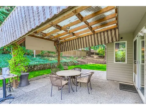 8225 SW Gearhart Drive Beaverton OR 97007