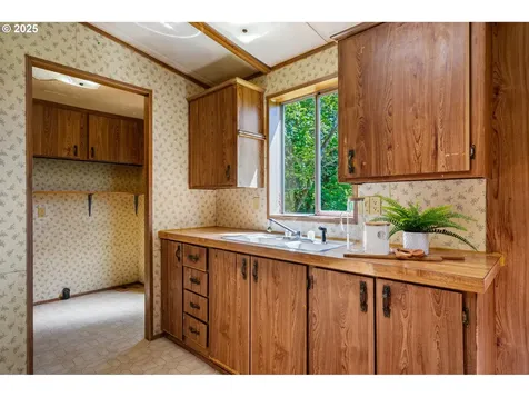 16584 S Windy City Road Mulino OR 97042