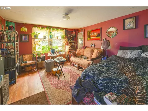 552 W Broadway Eugene OR 97401