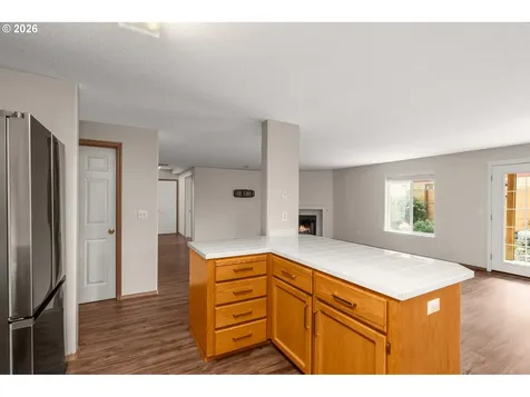 7082 SE Lois Street Hillsboro OR 97123