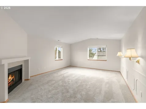 7082 SE Lois Street Hillsboro OR 97123