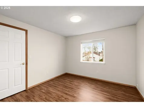 7082 SE Lois Street Hillsboro OR 97123