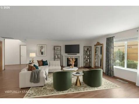 7082 SE Lois Street Hillsboro OR 97123