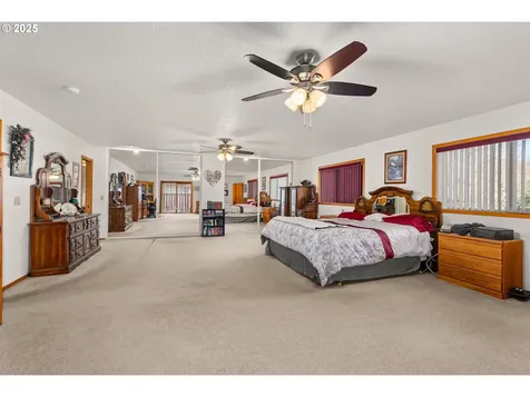 209 Stearns Road Chehalis WA 98532