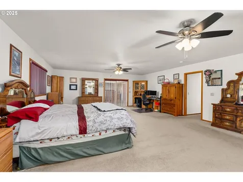 209 Stearns Road Chehalis WA 98532