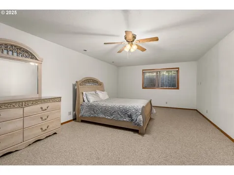 209 Stearns Road Chehalis WA 98532