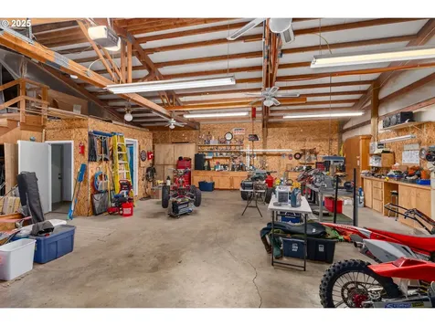 209 Stearns Road Chehalis WA 98532