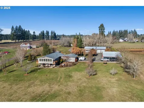 209 Stearns Road Chehalis WA 98532