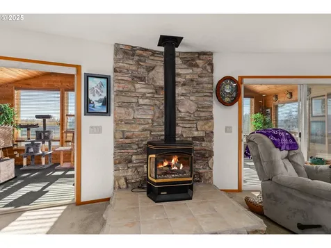 209 Stearns Road Chehalis WA 98532