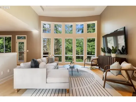 13581 SW Essex Drive Portland OR 97223