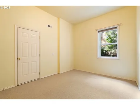 13581 SW Essex Drive Portland OR 97223