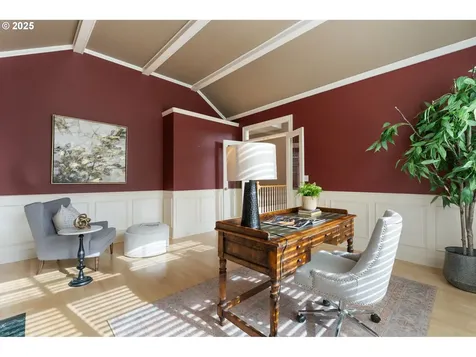 13581 SW Essex Drive Portland OR 97223