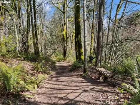 13581 SW Essex Drive Portland OR 97223