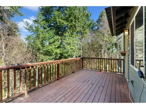 13581 SW Essex Drive Portland OR 97223