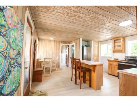 88539 5th Avenue Florence OR 97439