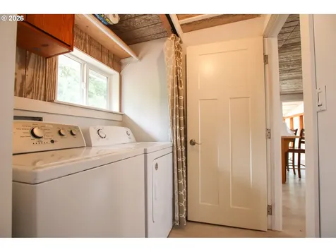 88539 5th Avenue Florence OR 97439