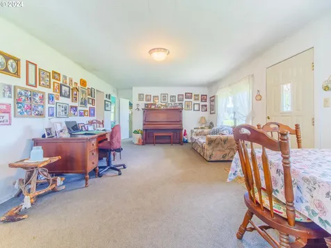 25307 NE 212th Avenue Battle Ground WA 98604