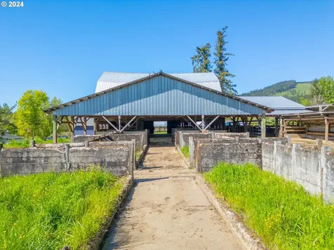 25307 NE 212th Avenue Battle Ground WA 98604