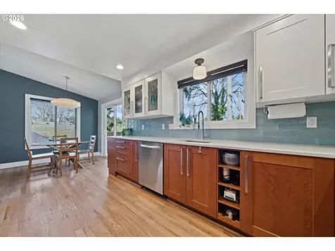 12221 SW Taylor Court Portland OR 97225