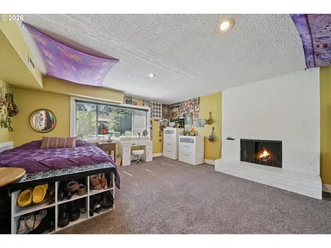 12221 SW Taylor Court Portland OR 97225