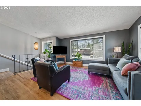 12221 SW Taylor Court Portland OR 97225