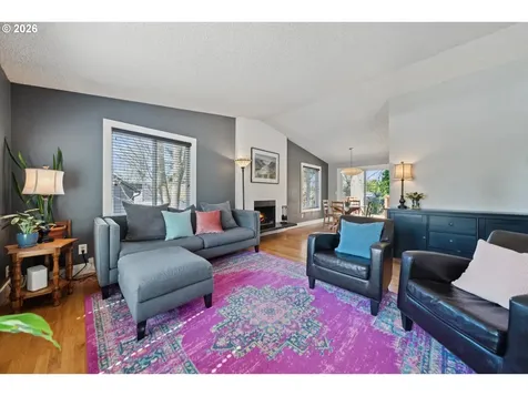 12221 SW Taylor Court Portland OR 97225
