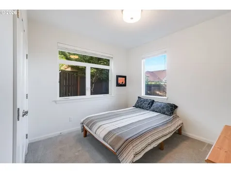 77 NE 58th Avenue Portland OR 97213