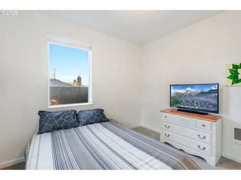 77 NE 58th Avenue Portland OR 97213