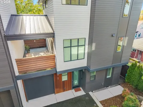 77 NE 58th Avenue Portland OR 97213