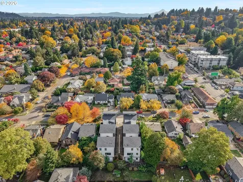 77 NE 58th Avenue Portland OR 97213