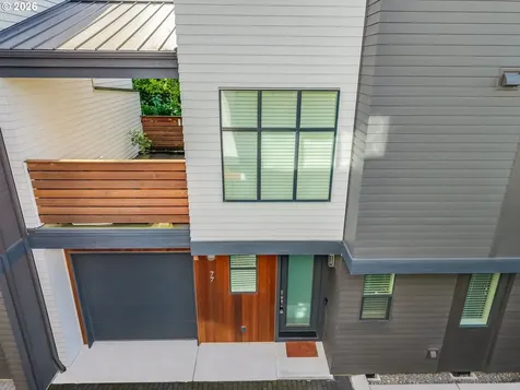 77 NE 58th Avenue Portland OR 97213