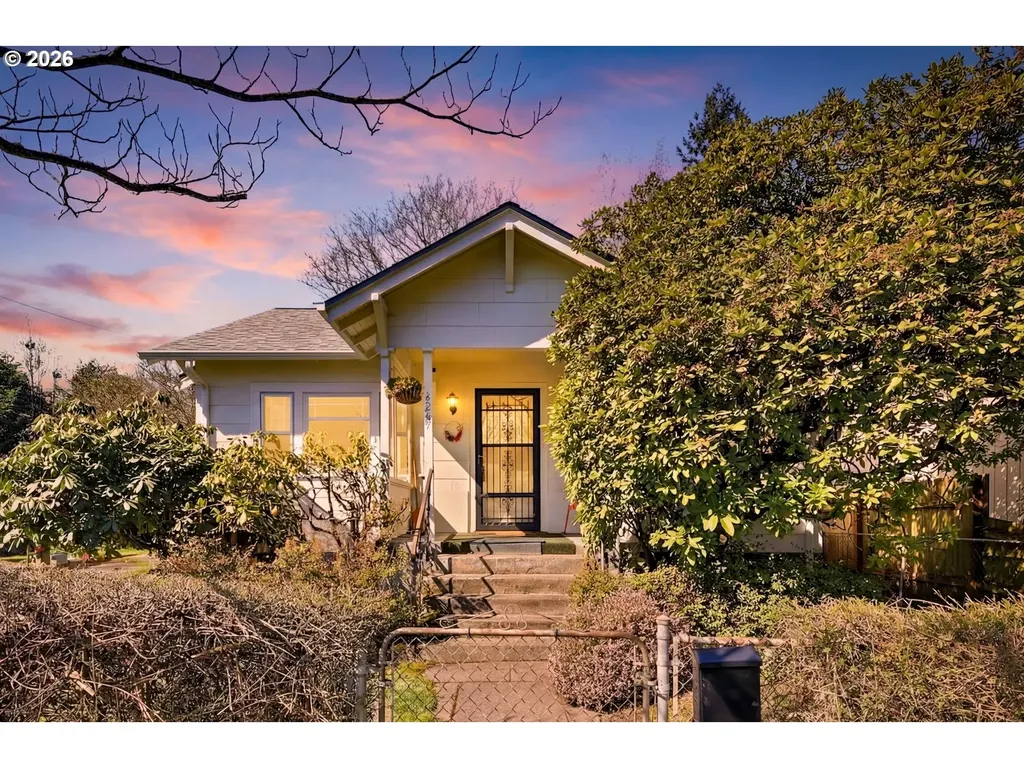 8951 N Van Houten Avenue Portland OR 97203